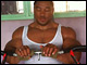 In einigen Videosclips zeigt der nun bei Muscular Development unter Vertrag stehende Athlet Roelly Winklaar sein Mr. Olympia Vorbereitungstraining auf dem sonnigen Curacao.