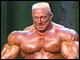 Das German Biest scheidet damit wahrscheinlich aus dem Mr. Olympia 2003 aus.